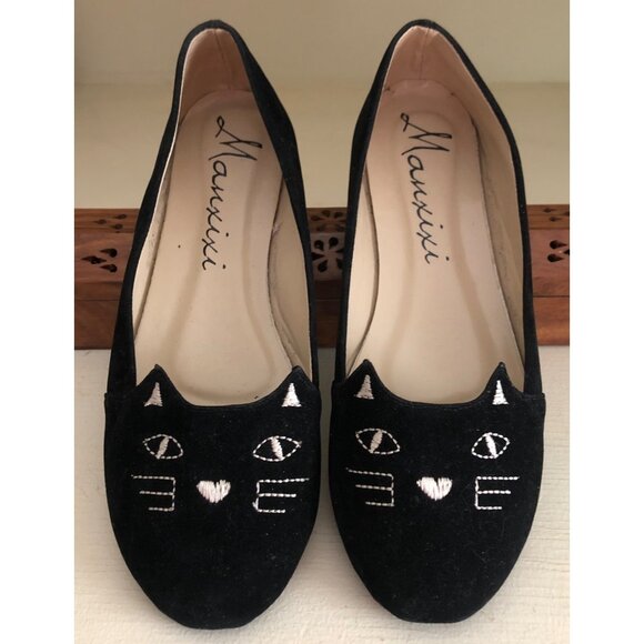 Manxixi Shoes - **SOLD**Women's Manxixi Cat Theme Black Faux Suede Flat Shoes Size 8.5